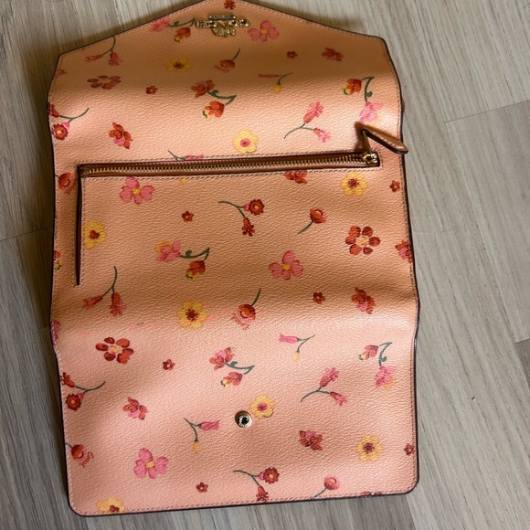 Coach Pink Floral Clutch - Picture 7 of 8